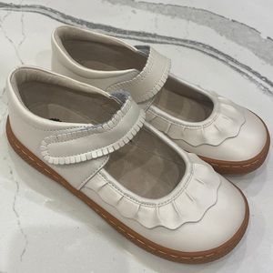Livie & Luca girls sandals size 3y NWOB